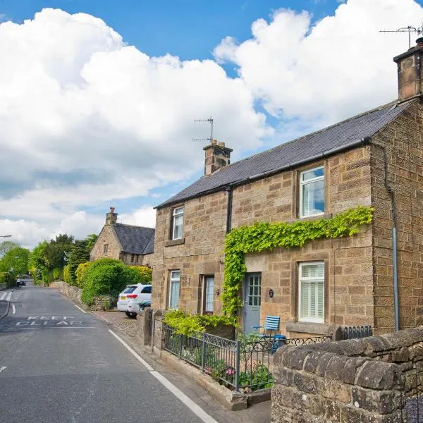 Charming Cottage Near Peak District & Chatsworth，位于马特洛克的酒店