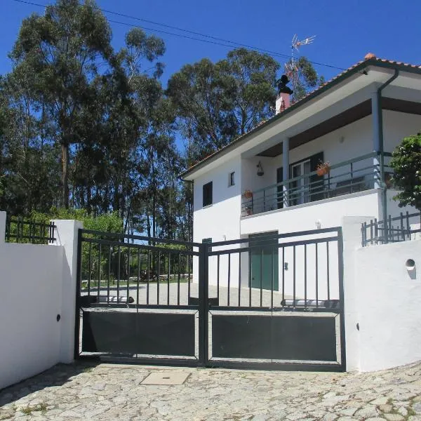 Casa do Vale - Seixas，位于Santana的酒店