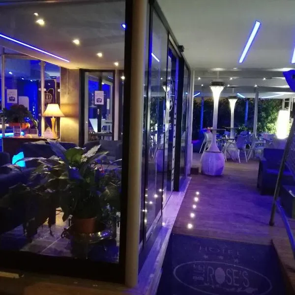 蓝玫瑰酒店，位于梅萨涅的酒店