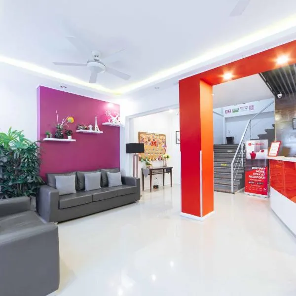 RedDoorz Plus near SM Lanang Davao，位于Buhangin的酒店