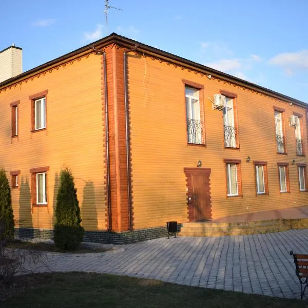 Fermerska Hata，位于杜布诺的酒店