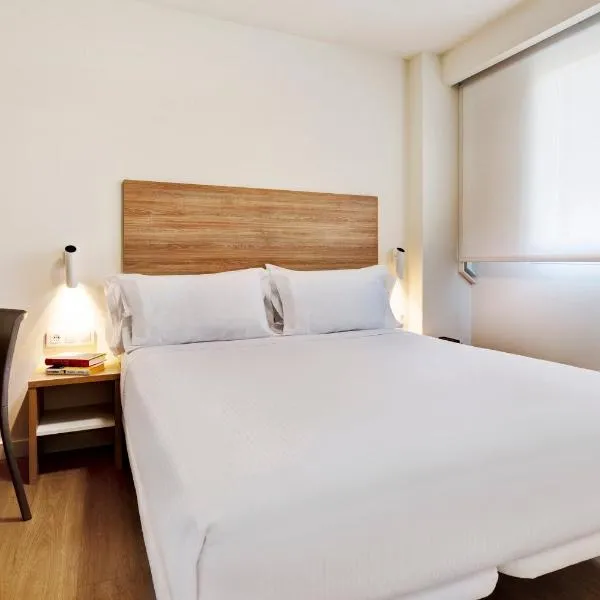 Sercotel Logroño Suites，位于洛格罗尼奥的酒店