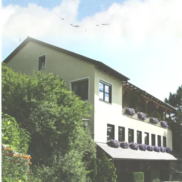 Landgasthaus Zum Erlengrund，位于Wilhelmsdorf的酒店