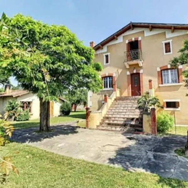 Le Clos de la Gravette，位于Bessières的酒店