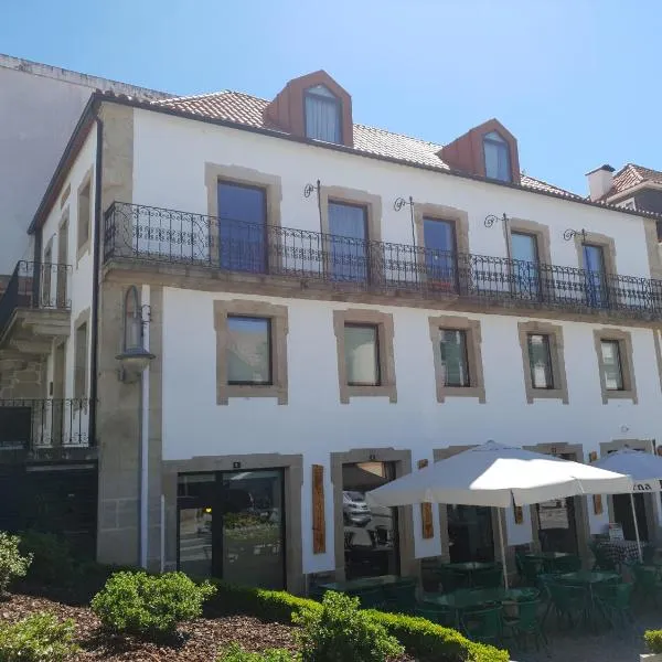 Alojamento 4 Bicas，位于阿尔德亚达塞拉的酒店
