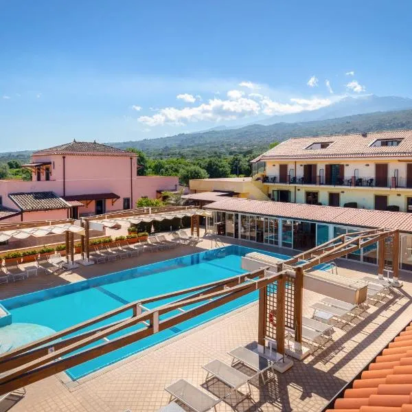 La Terra Dei Sogni Country Hotel，位于菲乌梅夫雷多迪西奇利亚的酒店