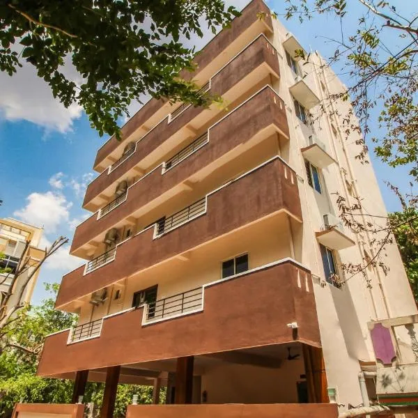 Itsy Hotels Riyas Grand,位于蒂鲁帕蒂的酒店
