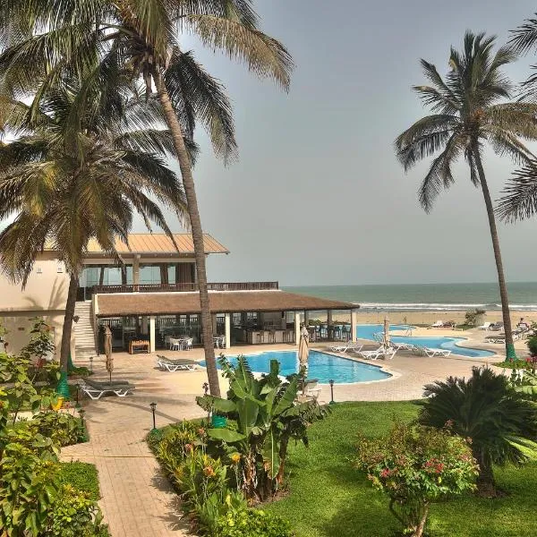 Sunset Beach Hotel，位于Sere Kunda NDing的酒店