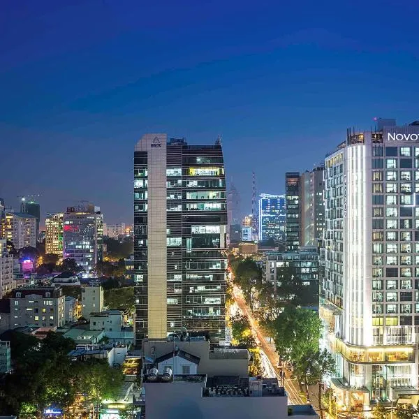 Novotel Saigon Centre，位于Vĩnh Bình的酒店