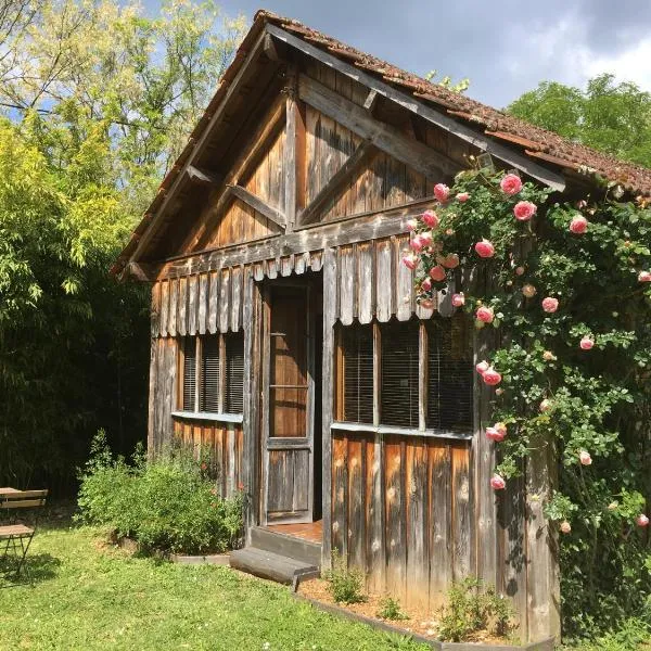 Ma Cabane à Sarlat，位于Saint-Julien-de-Lampon的酒店