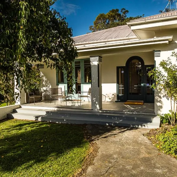 Deco Villa，位于Te Awanga的酒店