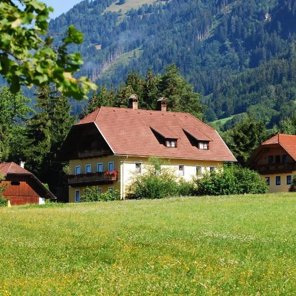 Klieber - Urlaub am Biobauernhof，位于Fresach的酒店