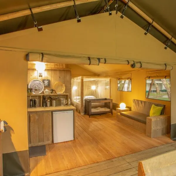 Lodge Holidays - Al Lago di Lago，位于Lago的酒店