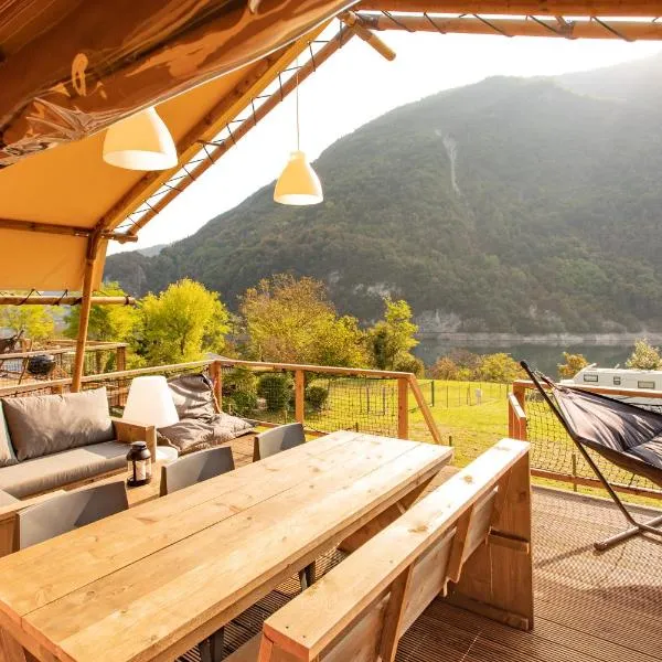 Lodge Holidays - Camping Gajole，位于Arsiè的酒店
