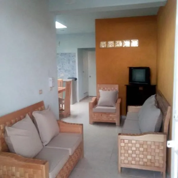 Altabrisa - Deportiva Departamento cómodo y silencioso 2 habitaciones，位于比亚埃尔莫萨的酒店