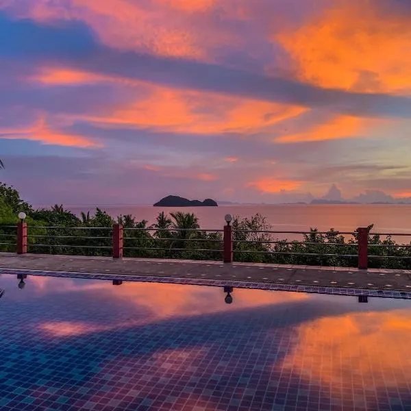 黄金山度假酒店，位于Wok Tum的酒店