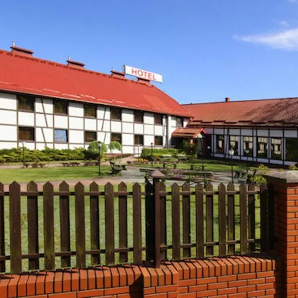 Hotel Taurus，位于Muławki的酒店