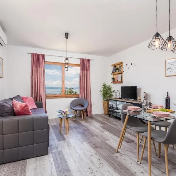 Fara apartment，位于克拉列维察的酒店