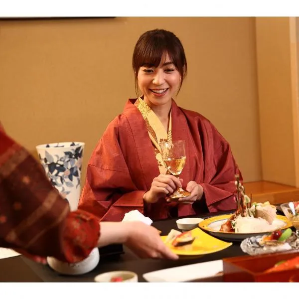 花钟亭花屋日式旅馆，位于登别的酒店