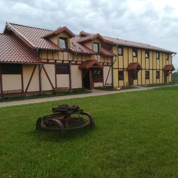 Pensjonat Przy Stajni，位于普日维兹的酒店