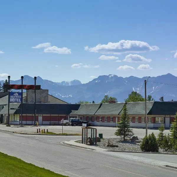 克雷斯特伍德酒店，位于Jasper National Park Entrance的酒店