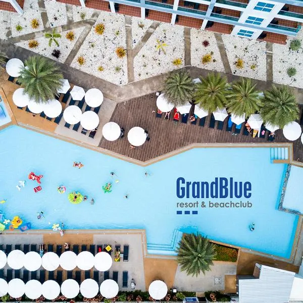 GrandBlue Resort & Beachclub，位于蒙诺克岛的酒店