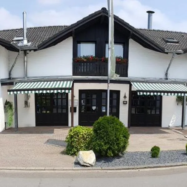 林登维尼可腾斯兰德酒店，位于布吕根的酒店