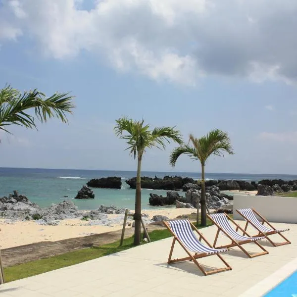 Thalassa Beach and Pool Villa，位于Nama的酒店