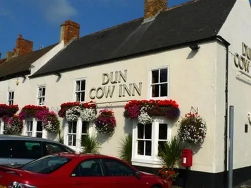 Dun Cow Inn，位于塞奇菲尔德的酒店