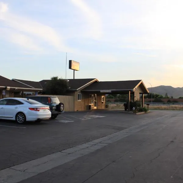 Menifee Inn，位于Romoland的酒店