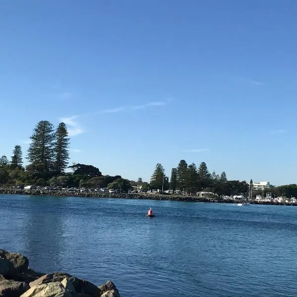 Reflections Tuncurry - Holiday Park，位于坦卡里的酒店