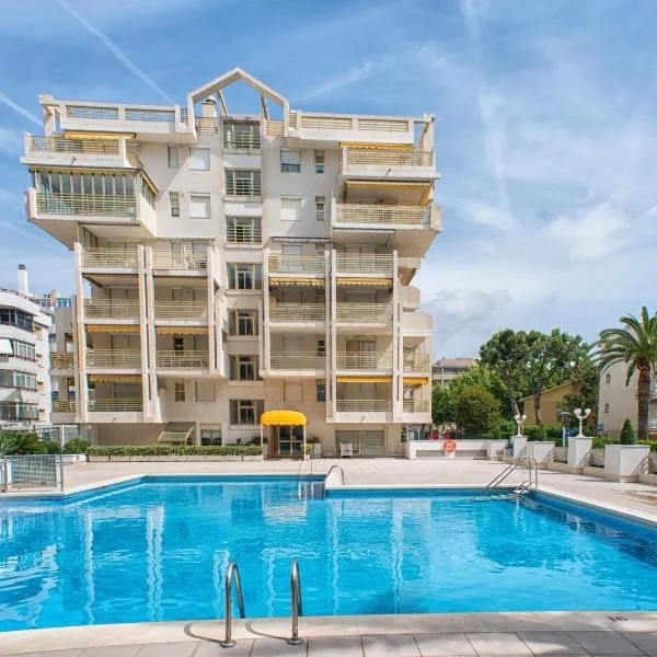 Ona Suites Salou，位于雷乌斯的酒店