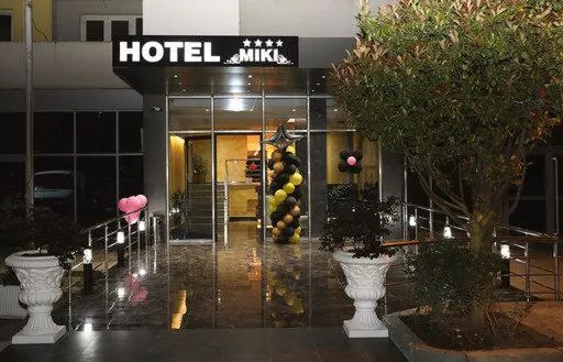 Hotel Miki，位于都拉斯的酒店
