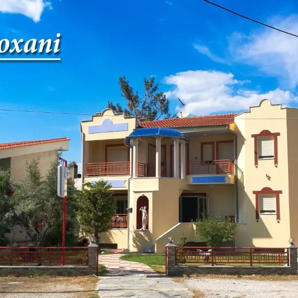 Villa Roxani，位于Mikros Prinos的酒店