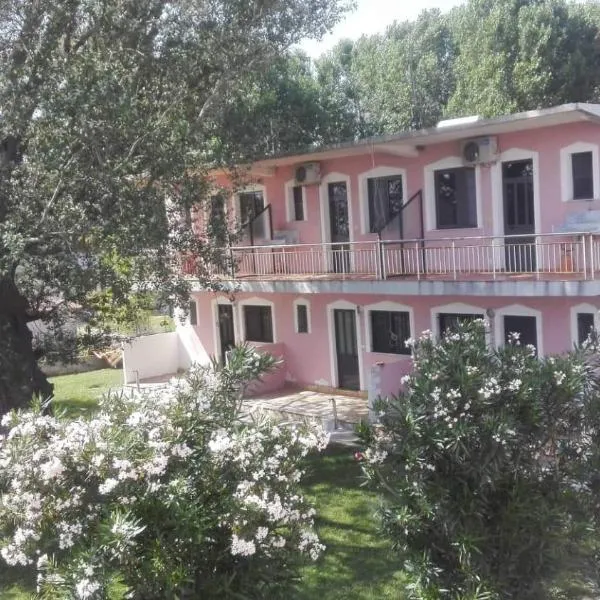 Hotel Luli，位于Barbullush的酒店