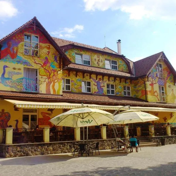 恩奇安酒店，位于Lietavská Svinná的酒店