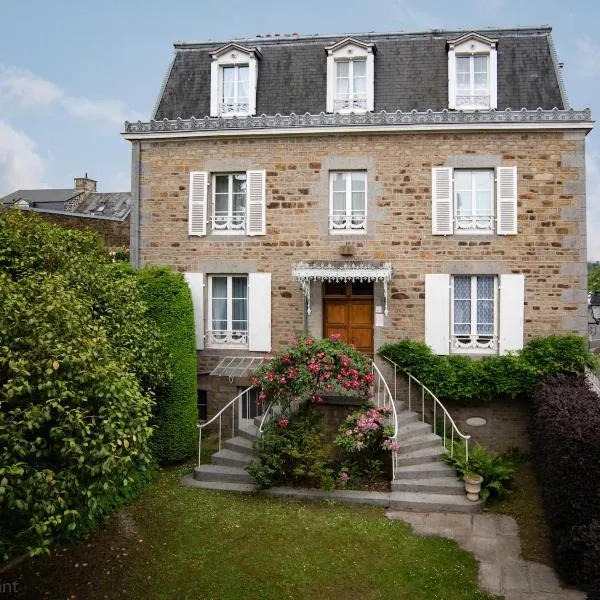 Maison d'hôtes de charme La Rose de Ducey près du Mont Saint Michel，位于Chalandrey的酒店