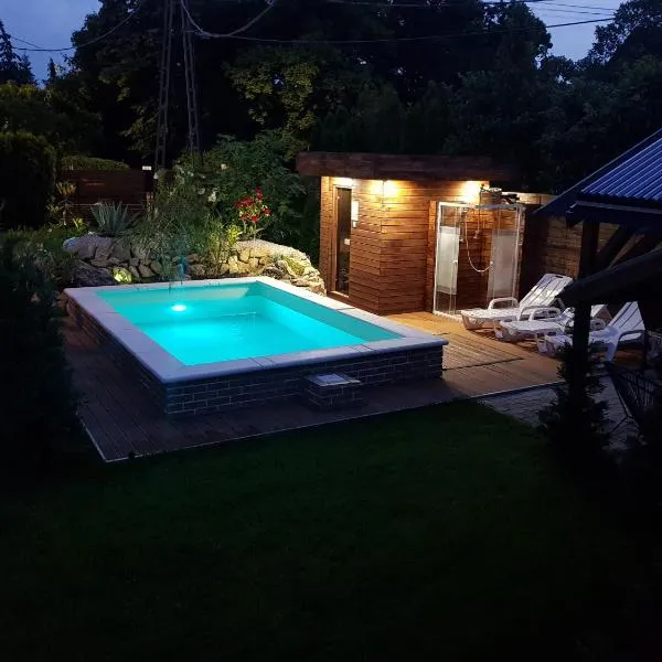 Sunrise Apartmanház，位于巴拉顿菲赖德的酒店