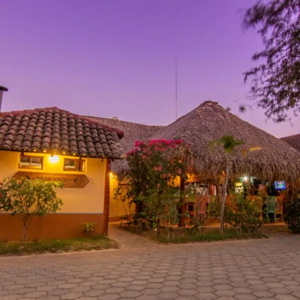 Club Surf Popoyo，位于Las Delicias的酒店