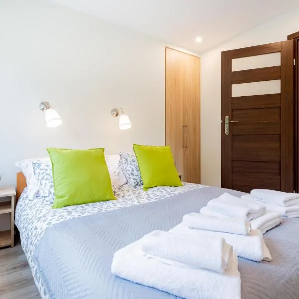 Apartament i Pokoje Gościnne u Lusi - basen z podgrzewaną wodą od czerwca，位于维斯瓦的酒店