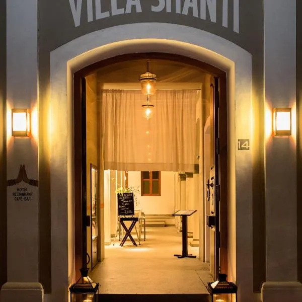 Villa Shanti - Heritage Hotel for Foodies，位于蓬蒂切里的酒店