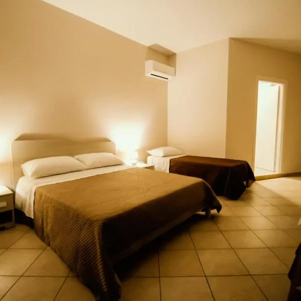 Don Fabrizio rooms，位于Camastra的酒店