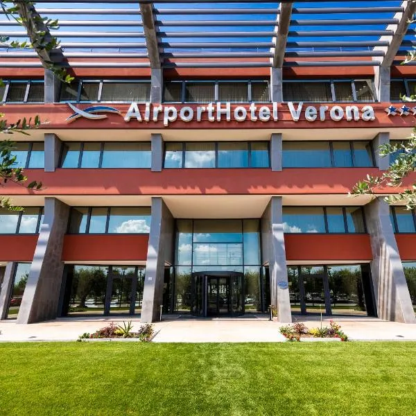 维罗那机场会议及休闲酒店，位于阿扎罗的酒店