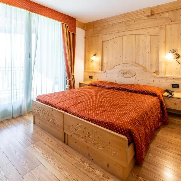 LM Rooms，位于Castelfondo的酒店