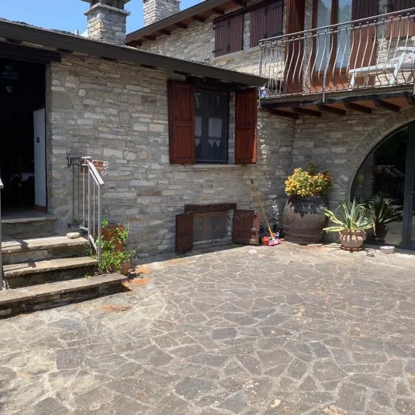 Borgo Scorza，位于Pietramogolana的酒店