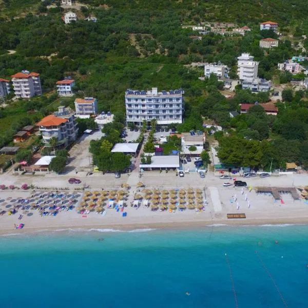 Hotel Blue Days，位于Piqeras的酒店