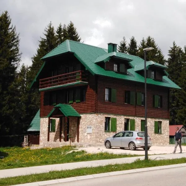 Apartments Durmitor，位于扎布利亚克的酒店