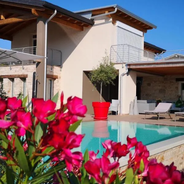 B&B Villa Pelèr，位于拉齐塞的酒店