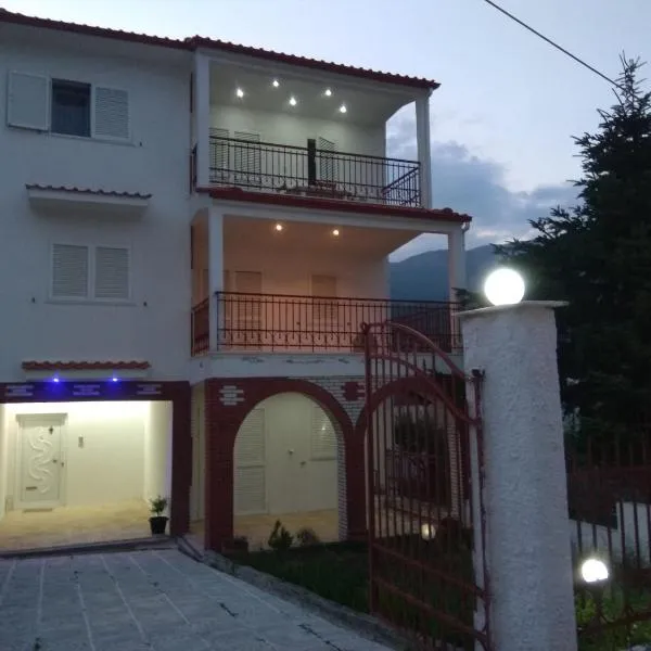 Villa Agnanti Apts and Suites，位于Agio Pnevma的酒店