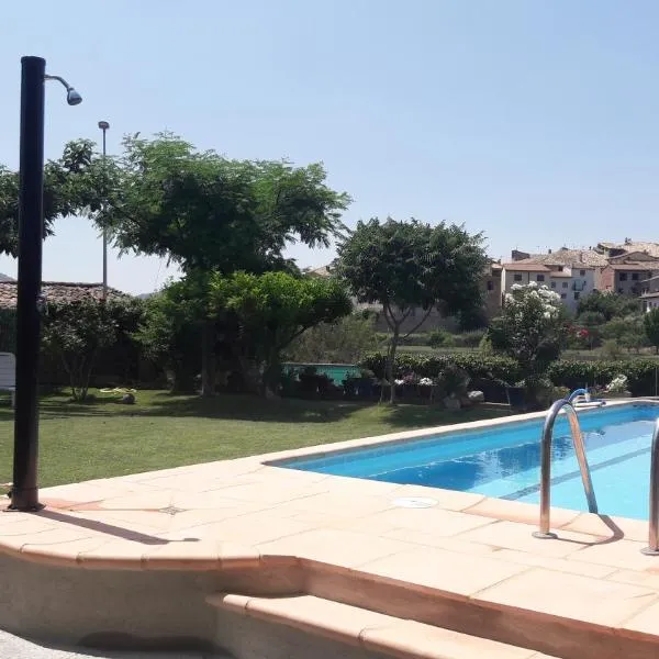 Casa Féliz duplex y apartamento Rural，位于Torres del Obispo的酒店